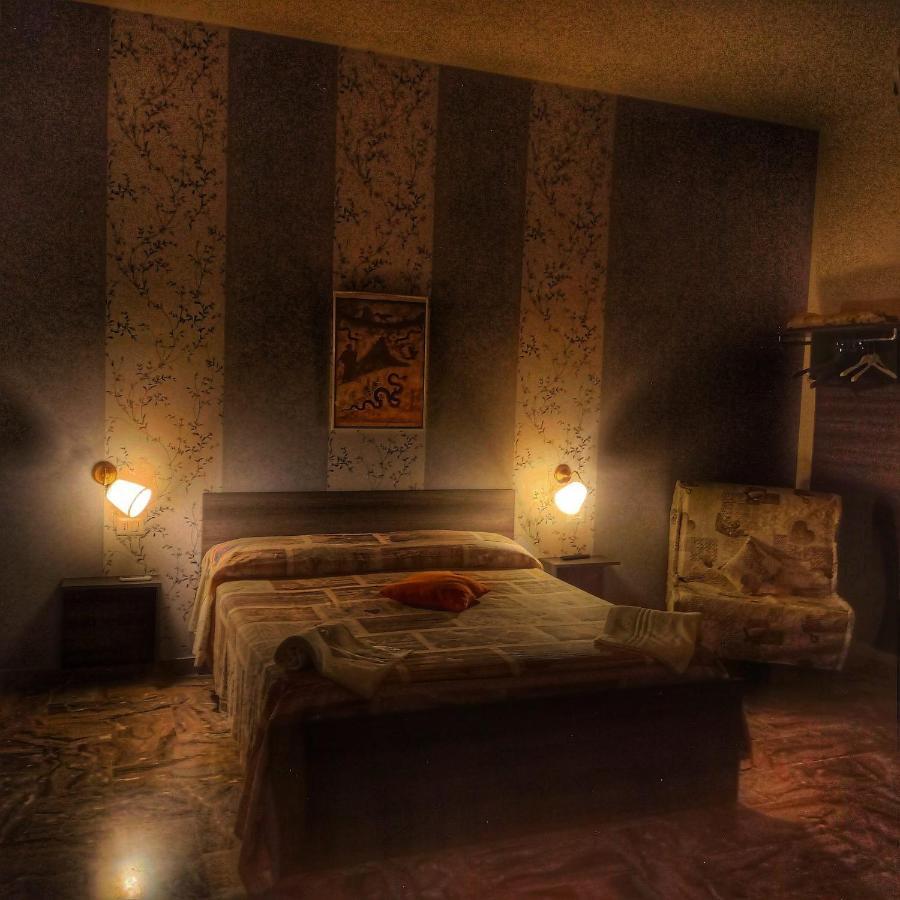 Little Hot@L Hotel Pompei Exterior photo